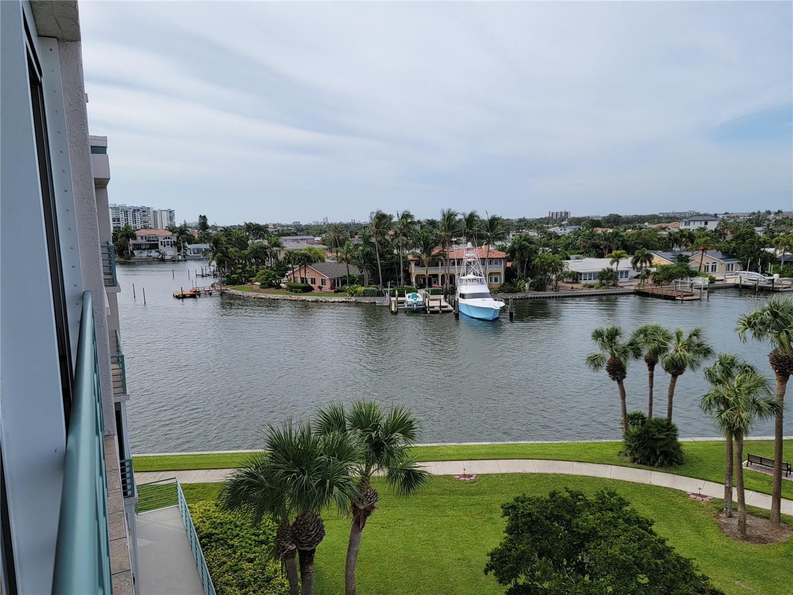 Image 12 of 61 For 8041 Sailboat Key Boulevard S 402