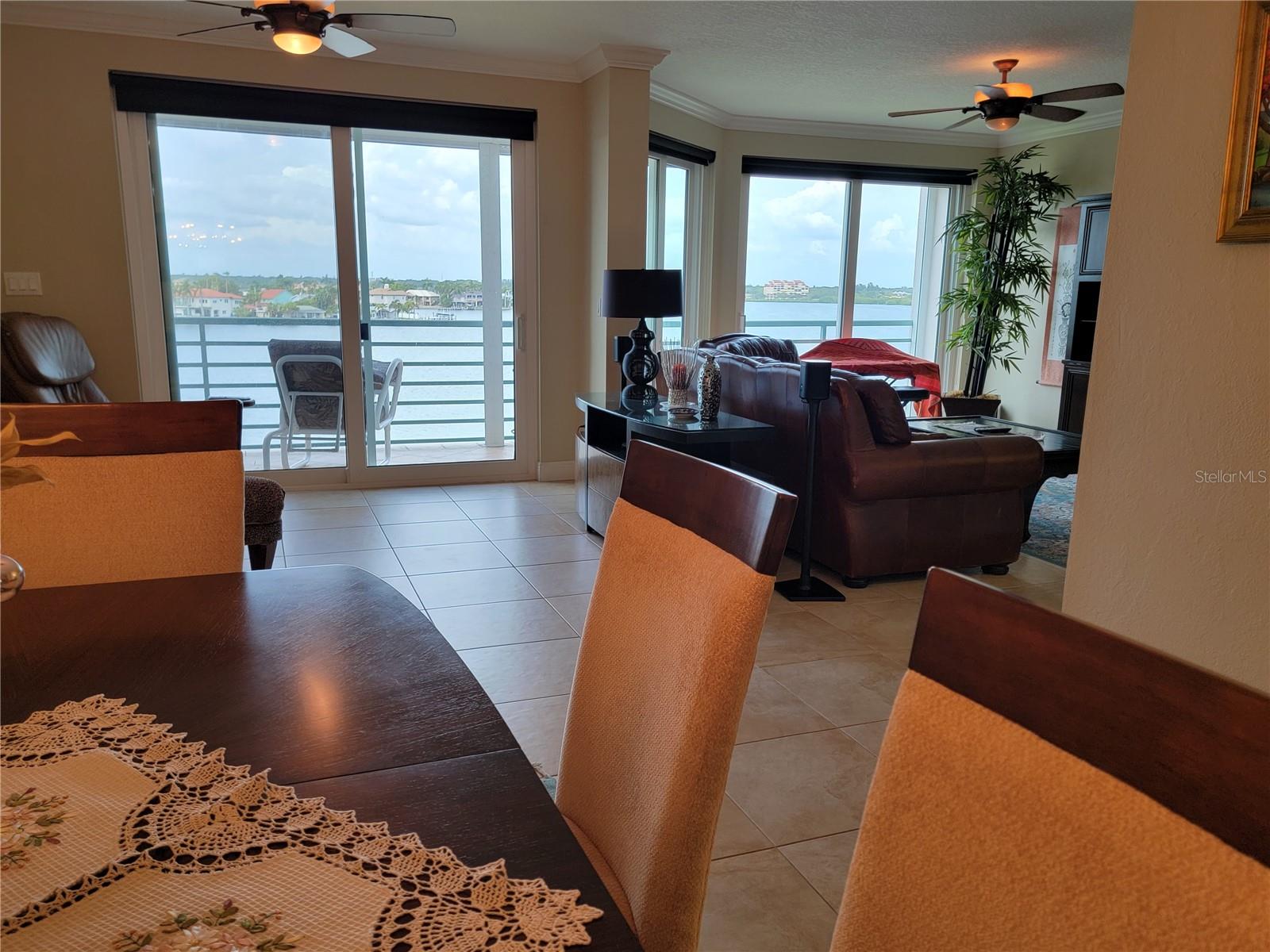 Image 23 of 61 For 8041 Sailboat Key Boulevard S 402
