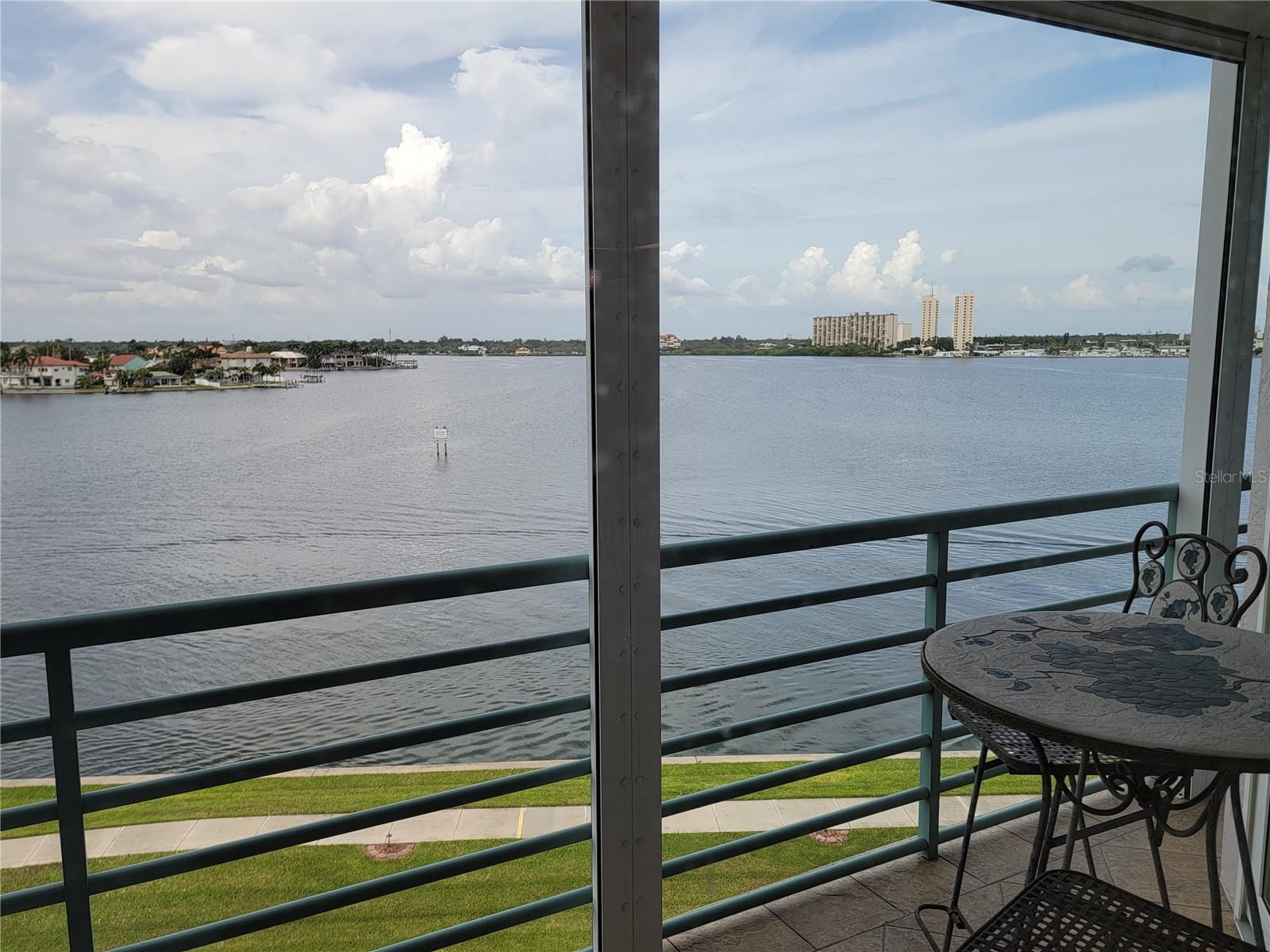 Image 7 of 61 For 8041 Sailboat Key Boulevard S 402