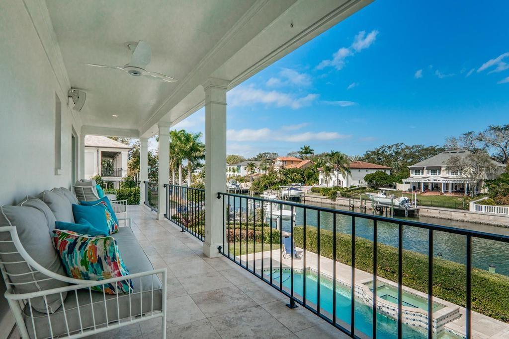 Listing photo id 10 for 4921 Lyford Cay Road