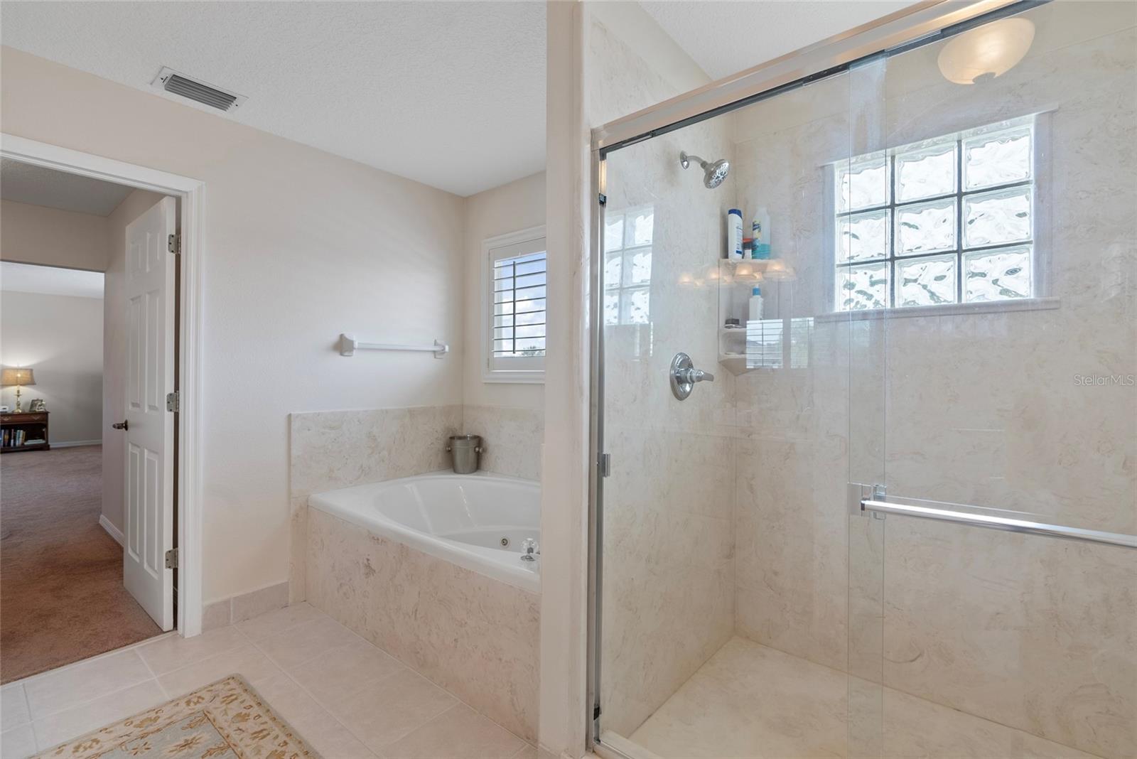 Listing photo id 20 for 10713 Cape Hatteras Drive