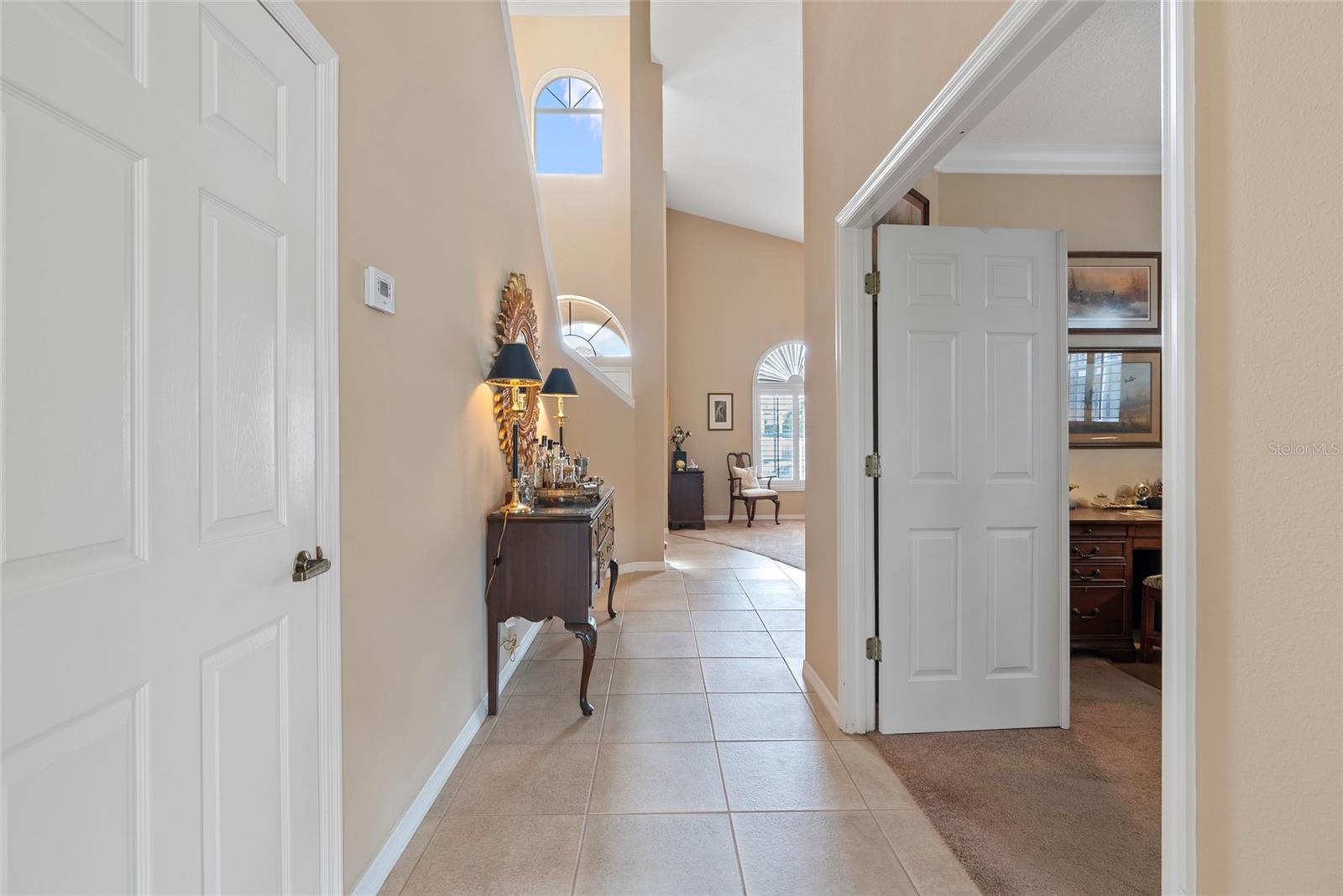 Listing photo id 1 for 10713 Cape Hatteras Drive