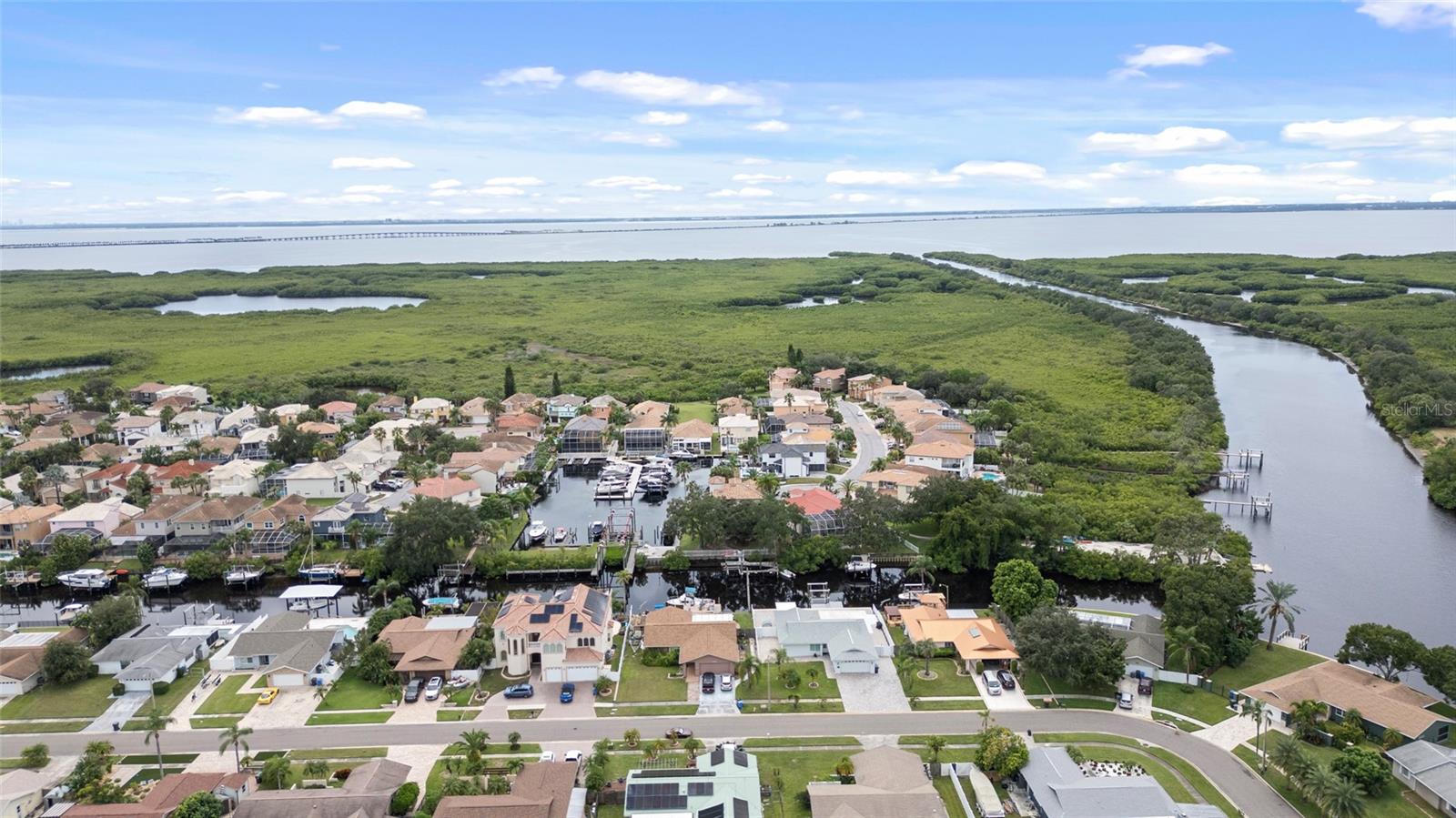 Listing photo id 37 for 10713 Cape Hatteras Drive