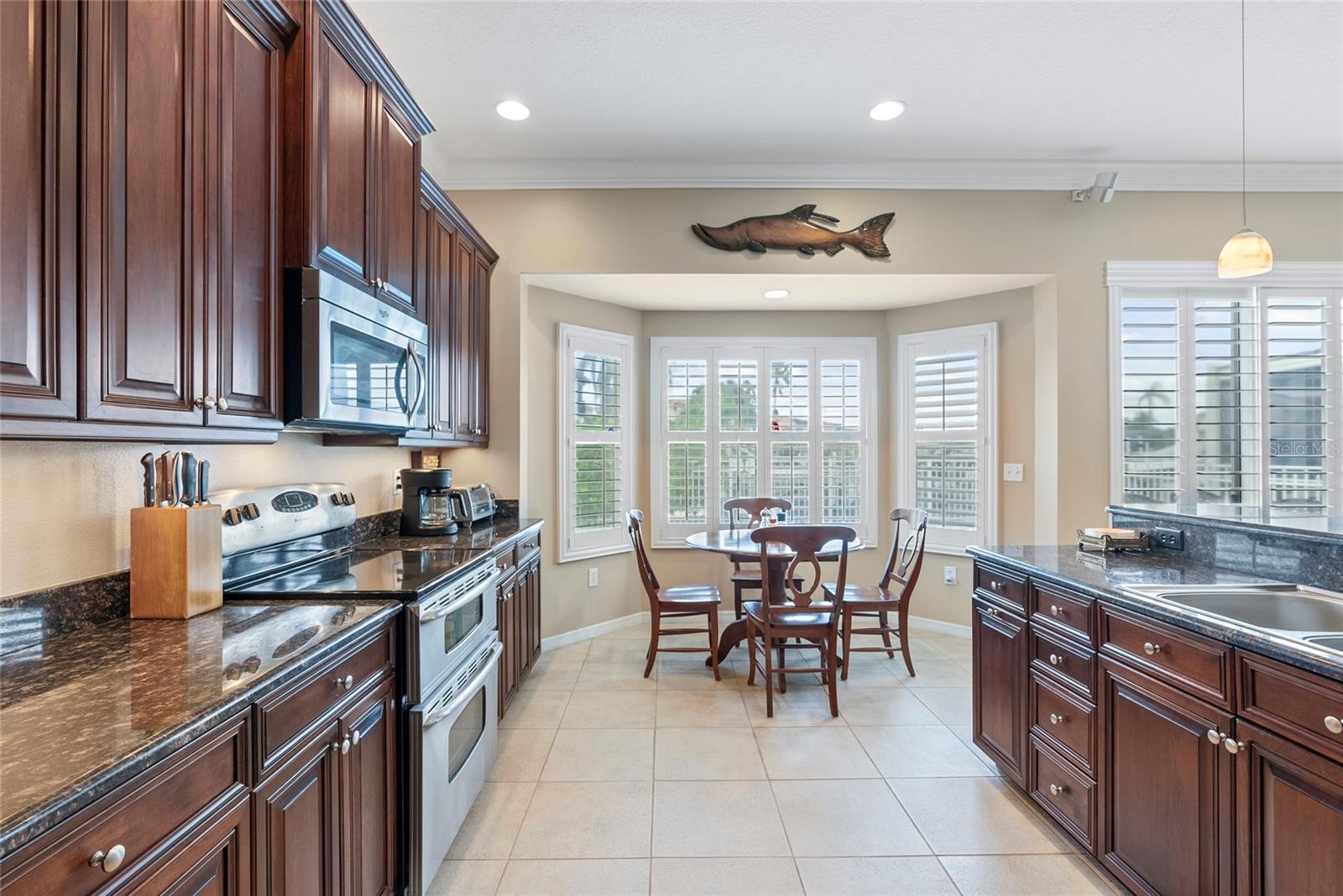 Listing photo id 6 for 10713 Cape Hatteras Drive