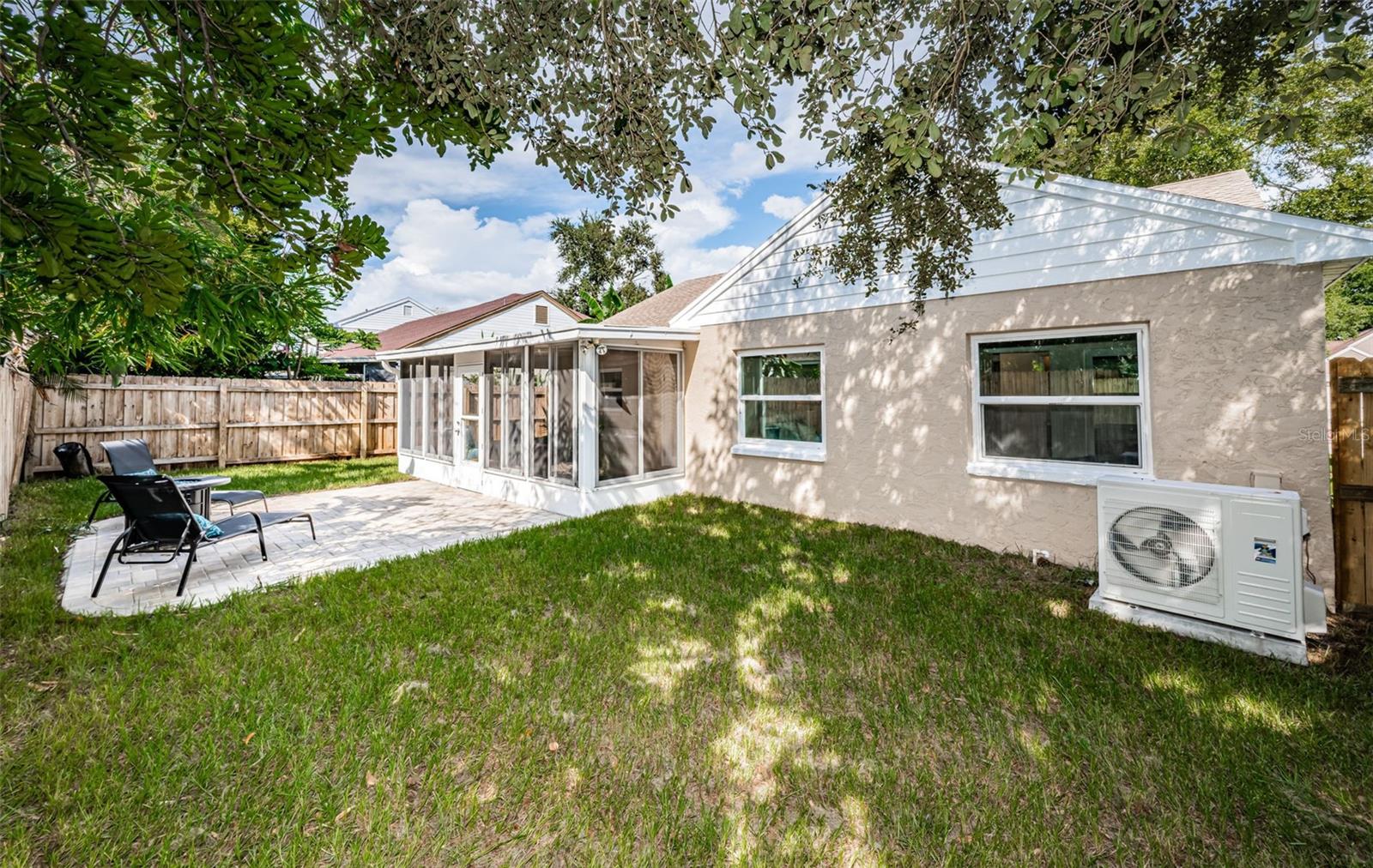 Listing photo id 29 for 12140 76th Street