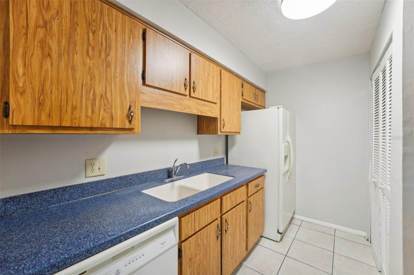 Image 6 of 19 For 5501 Loblolly Court 163b