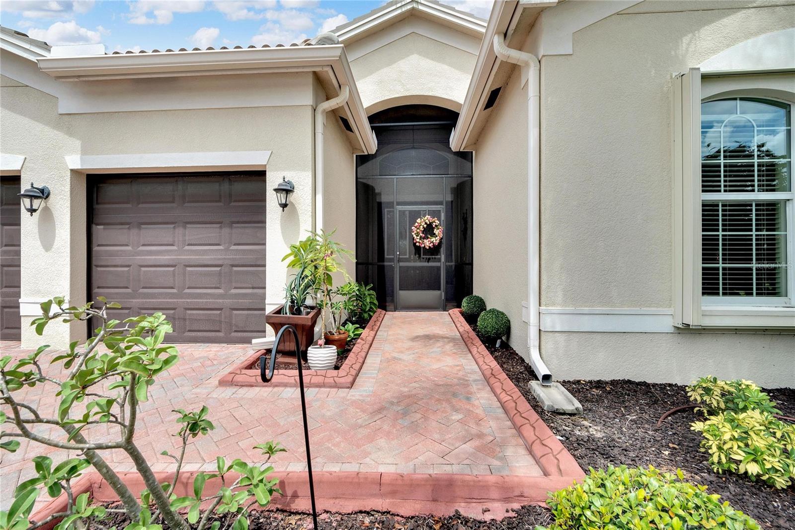 Image 5 of 67 For 16005 Cape Coral Drive