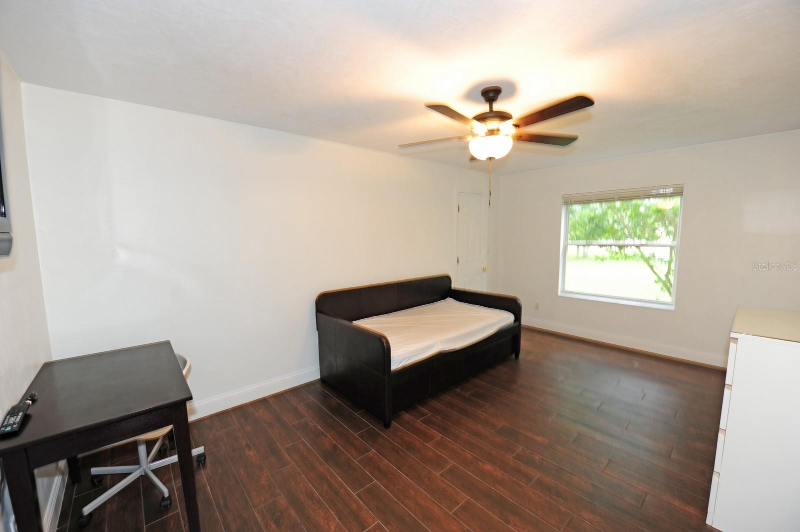 Image 21 of 42 For 1889 Seclusion Drive