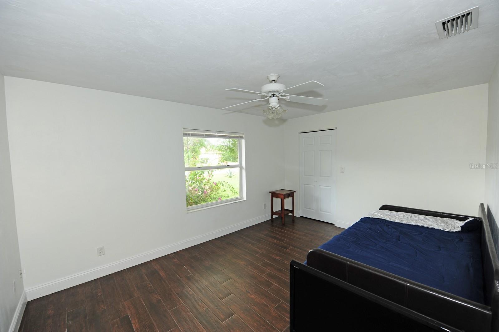 Image 23 of 42 For 1889 Seclusion Drive