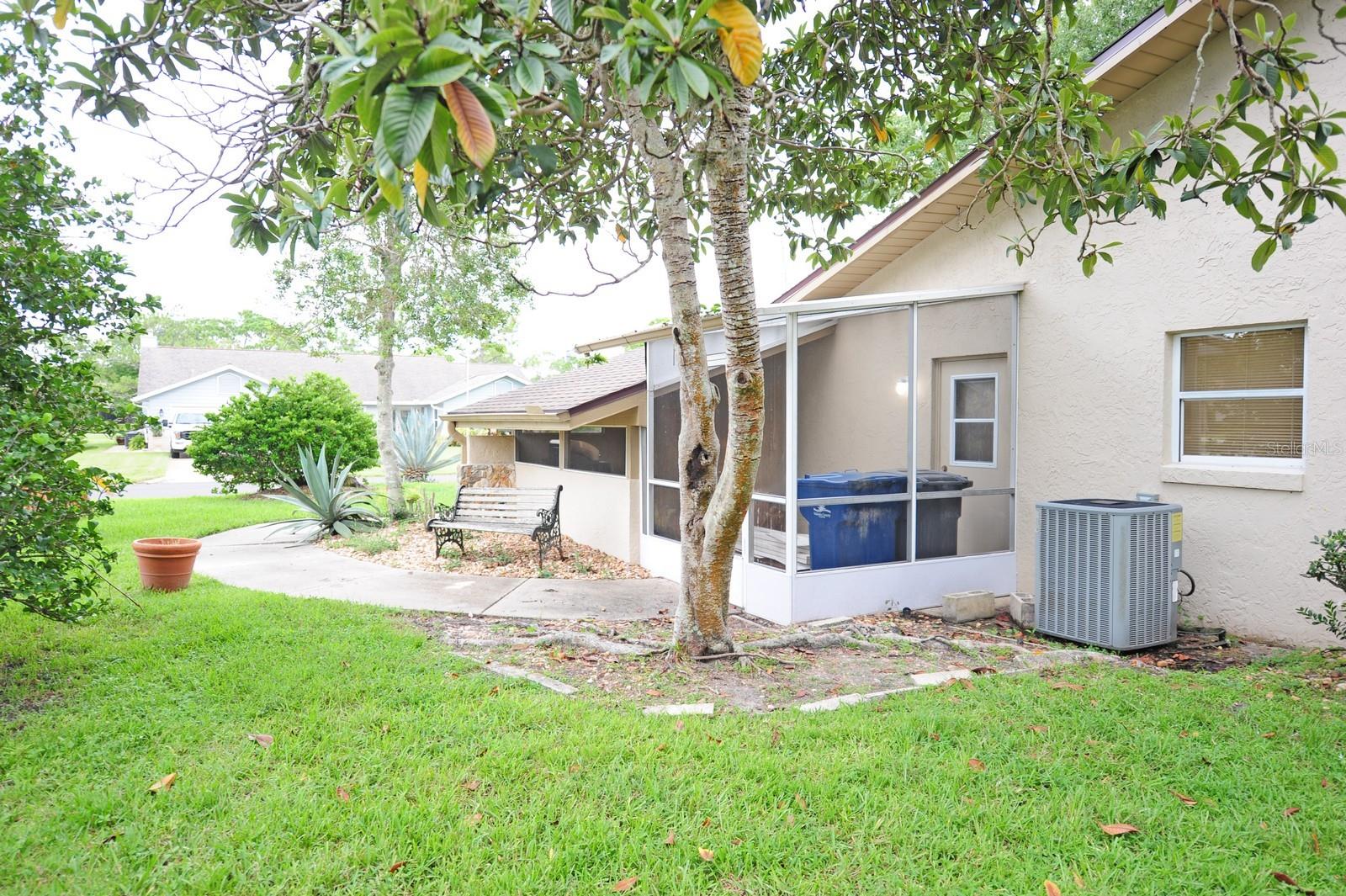 Image 34 of 42 For 1889 Seclusion Drive