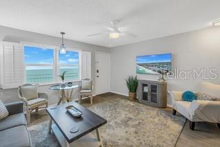 Image 19 of 31 For 8470 Gulf Boulevard 412