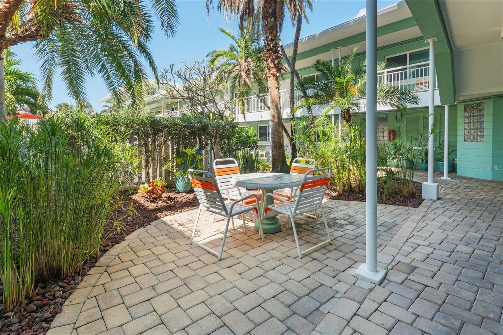 Image 11 of 48 For 11730 Gulf Boulevard 12