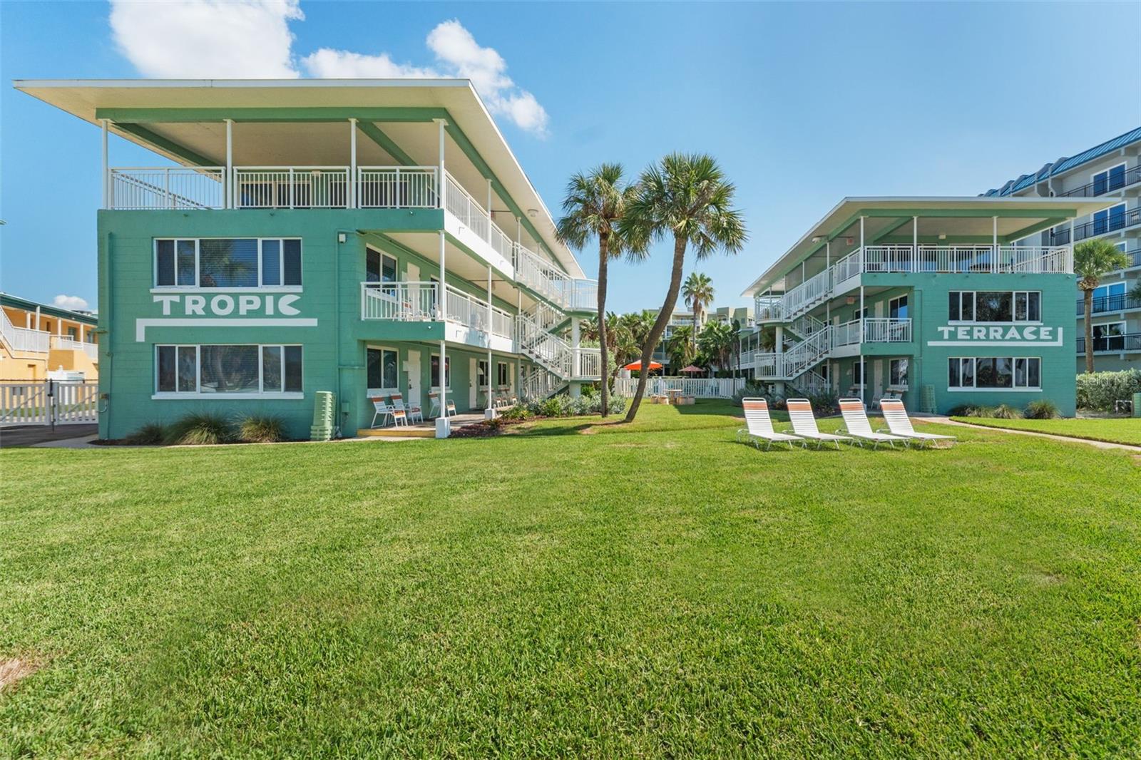 Image 15 of 48 For 11730 Gulf Boulevard 12