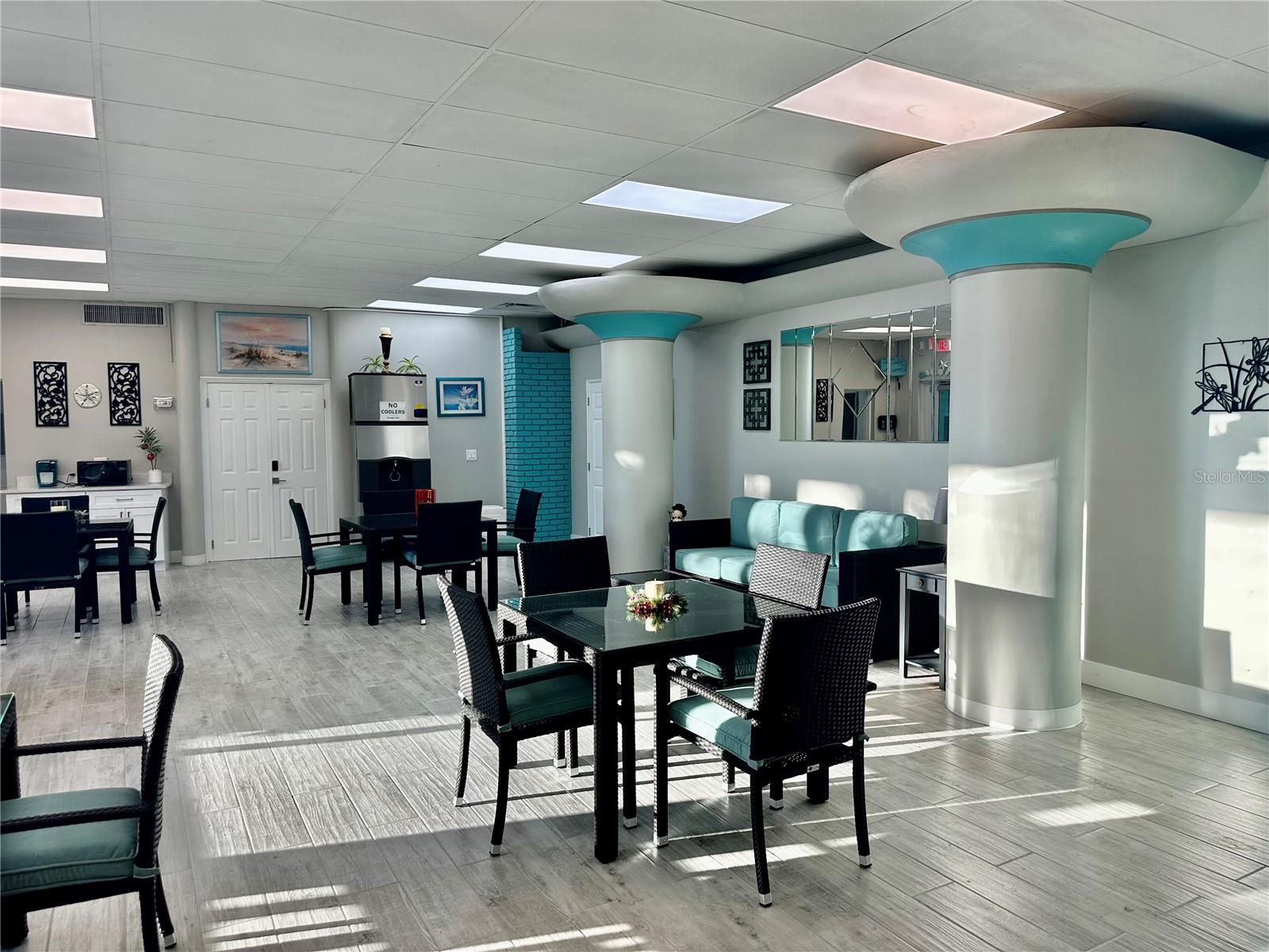 Image 49 of 50 For 11730 Gulf Boulevard 12