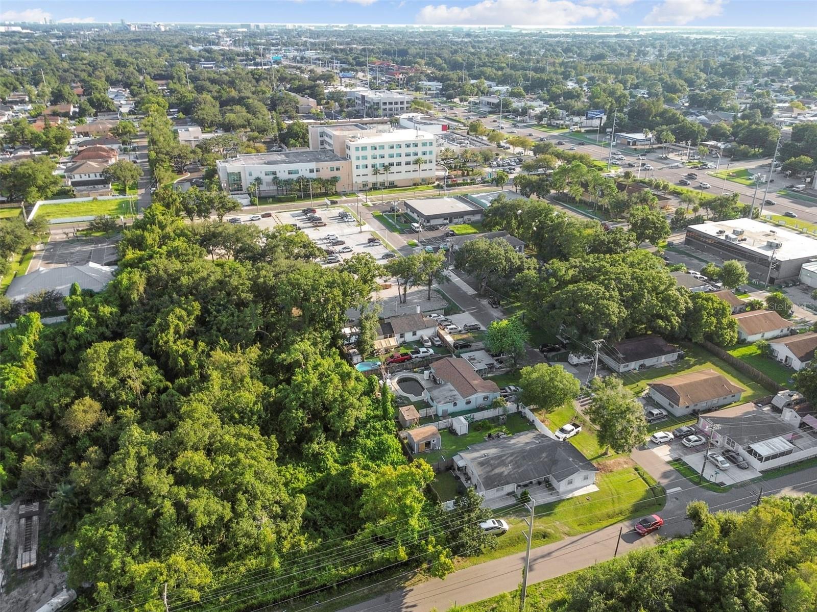 Listing photo id 53 for 3672 Broad Street