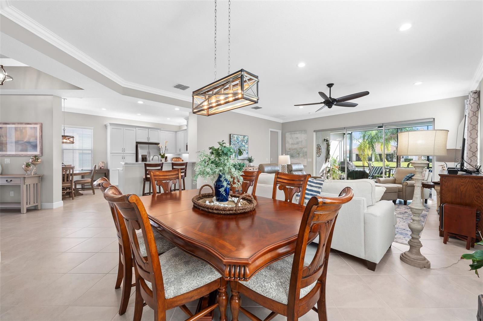 Listing photo id 76 for 4812 Sevilla Shores Drive