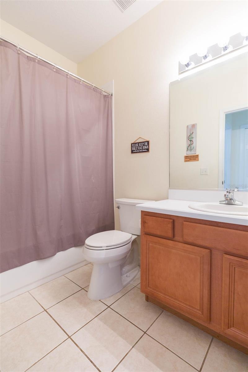 Image 33 of 51 For 1908 Sterling Glen Court