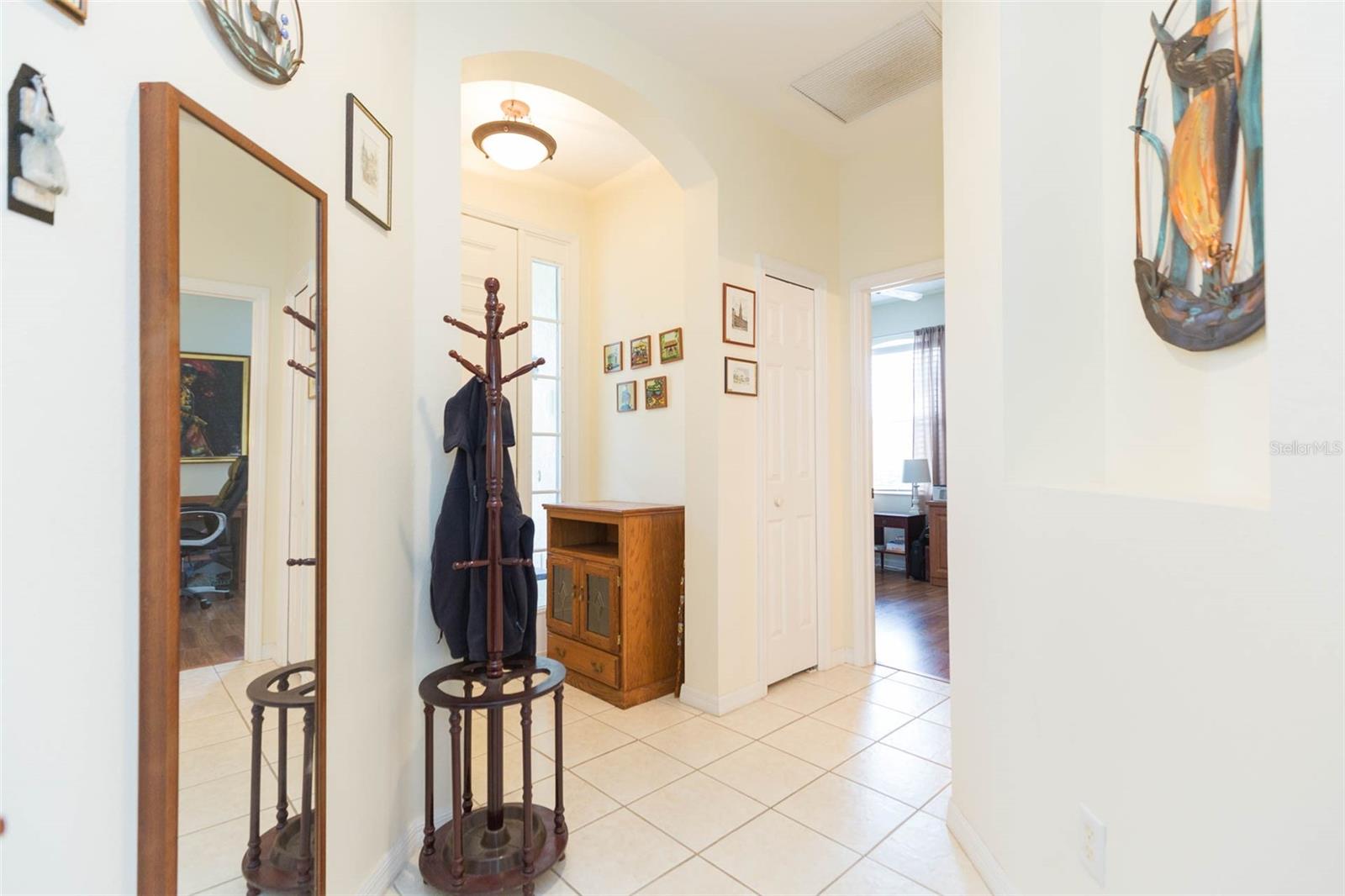 Image 8 of 51 For 1908 Sterling Glen Court