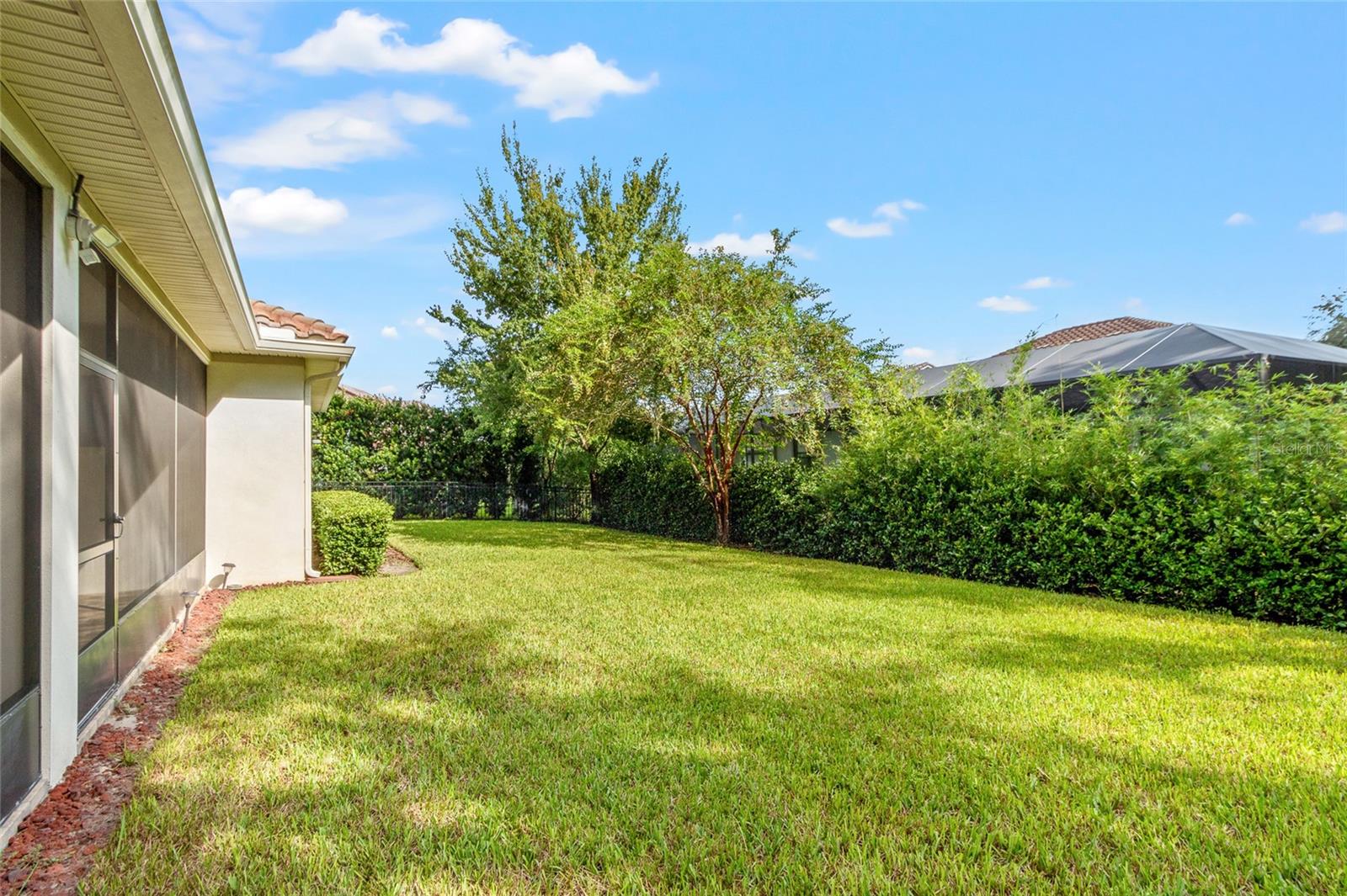 Listing photo id 38 for 5212 Candler View Drive