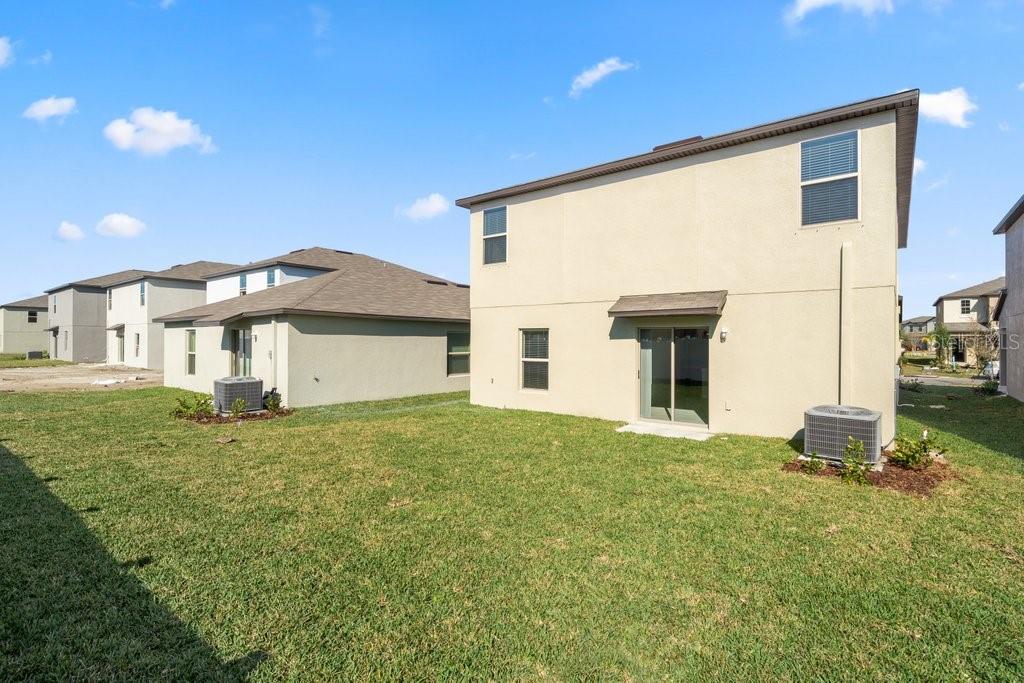 Listing photo id 22 for 7227 Ronnie Gardens Court