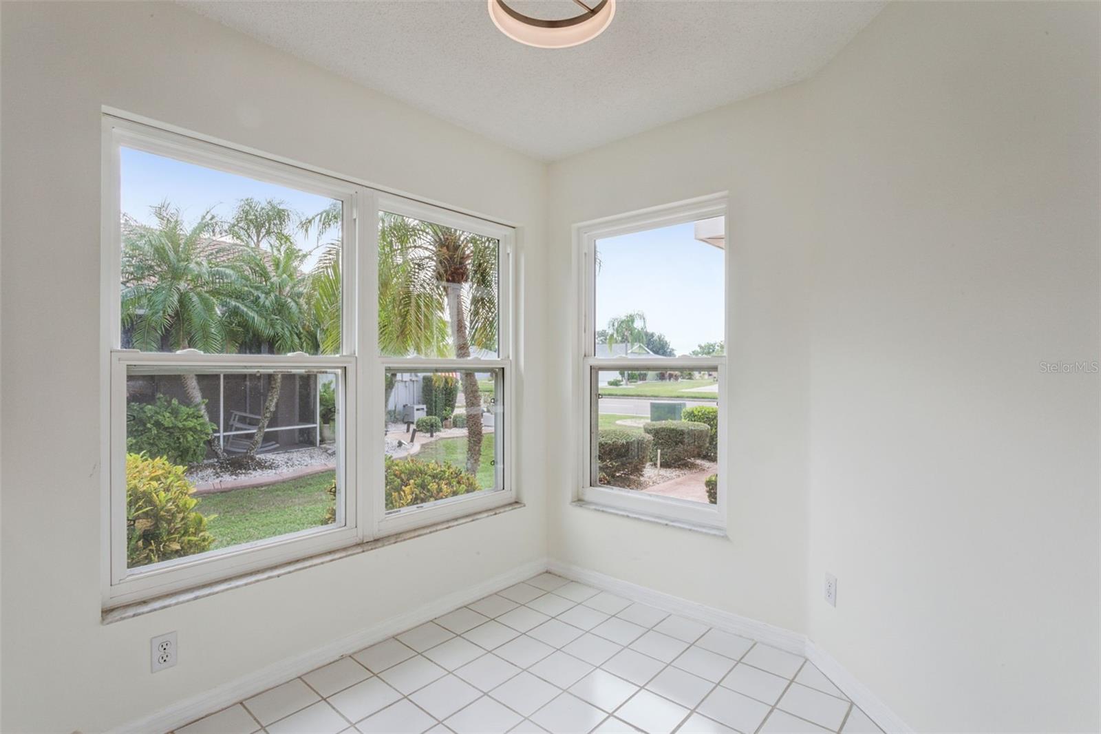 Image 11 of 35 For 1714 Pebble Beach Boulevard