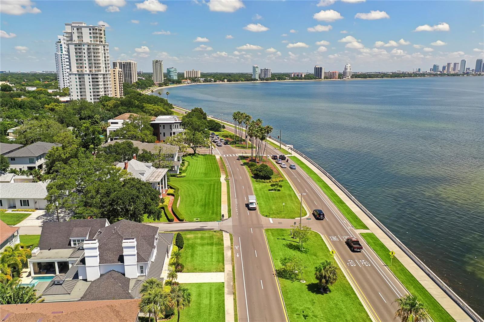 Listing photo id 79 for 3801 Bayshore Boulevard