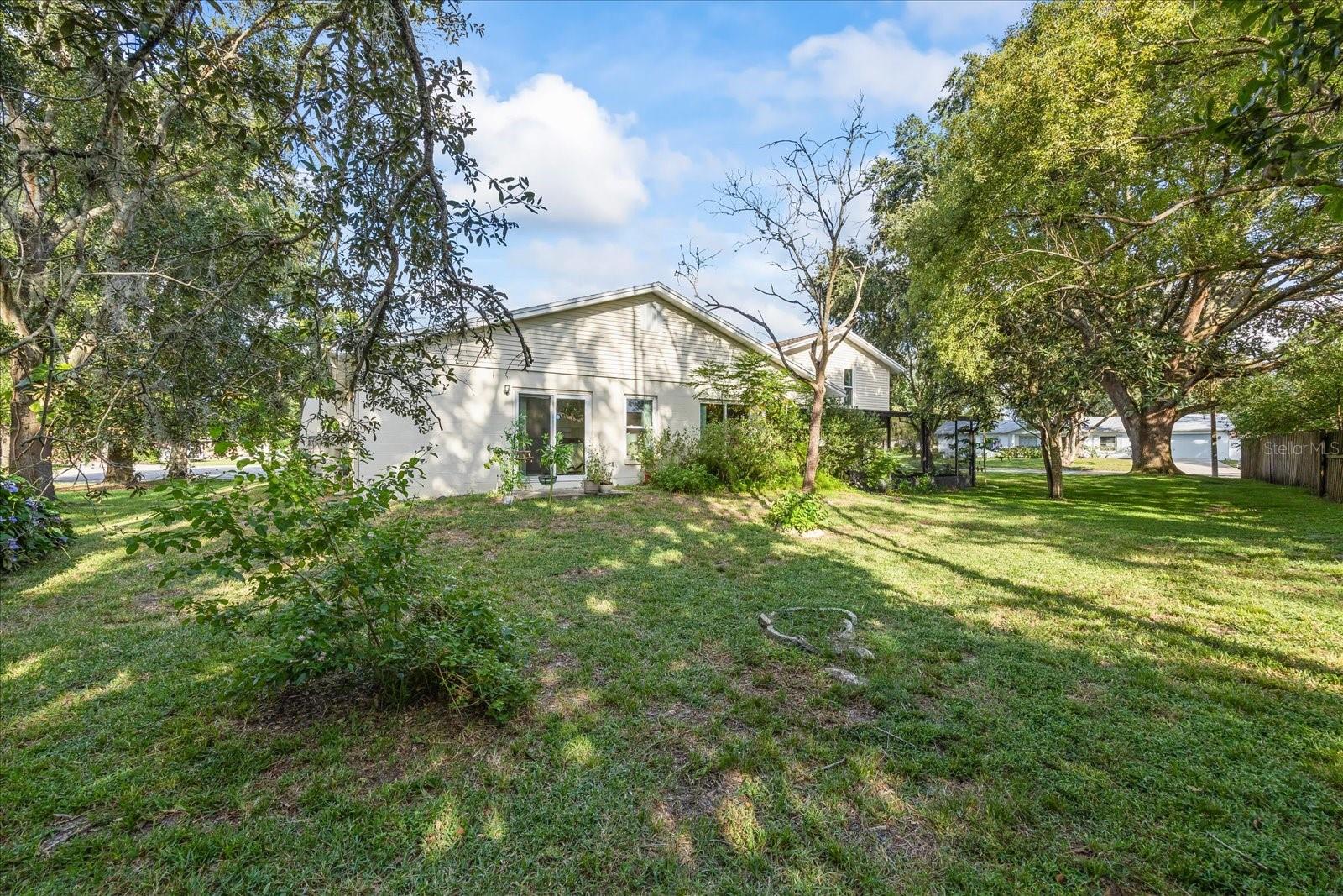 Listing photo id 29 for 1115 Foggy Ridge Parkway