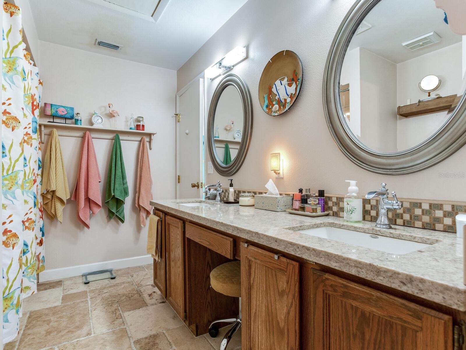 Listing photo id 48 for 2669 Sequoia Terrace