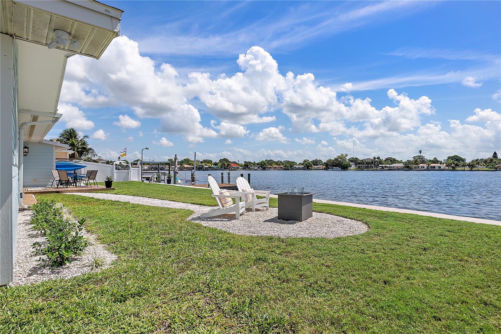 Listing photo id 26 for 1505 Sea Gull Drive S