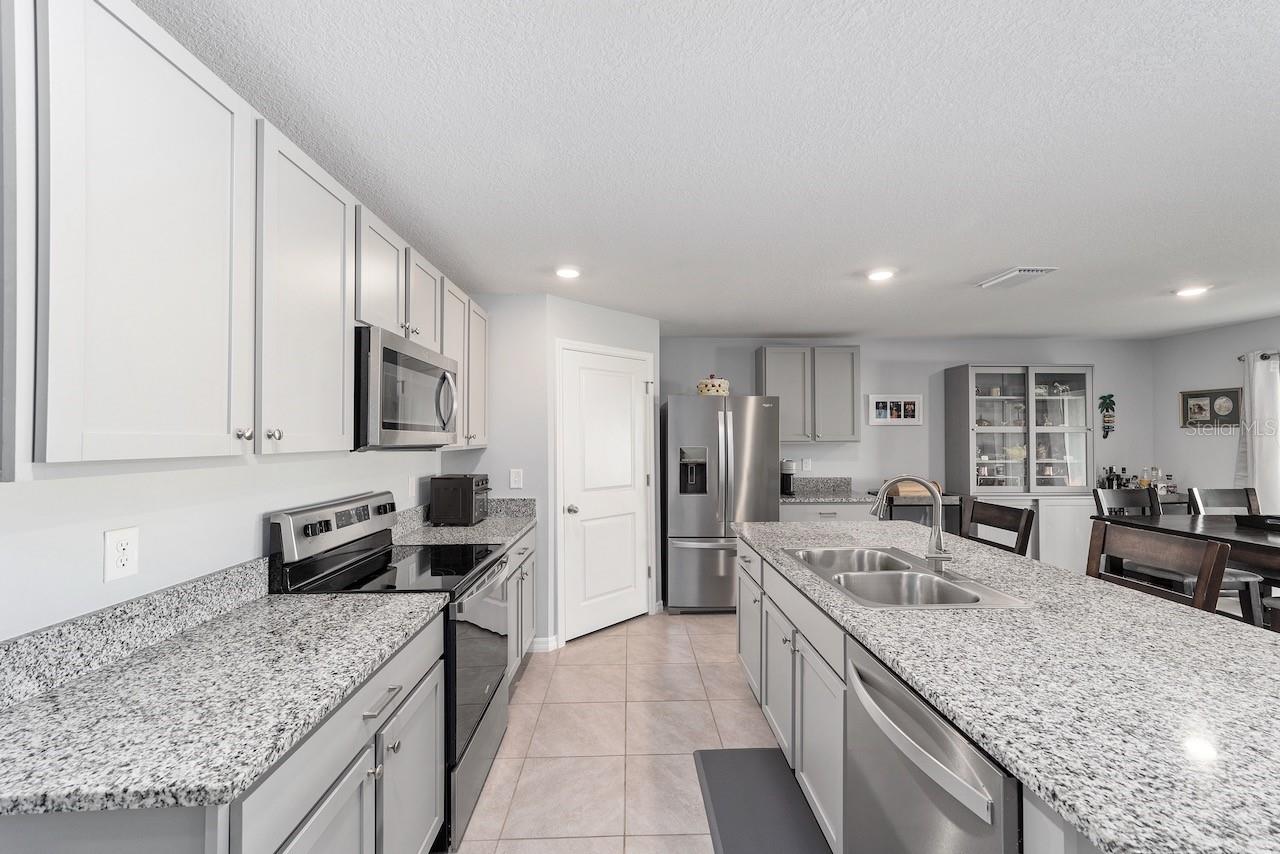 Image 14 of 53 For 684 65th Terrace