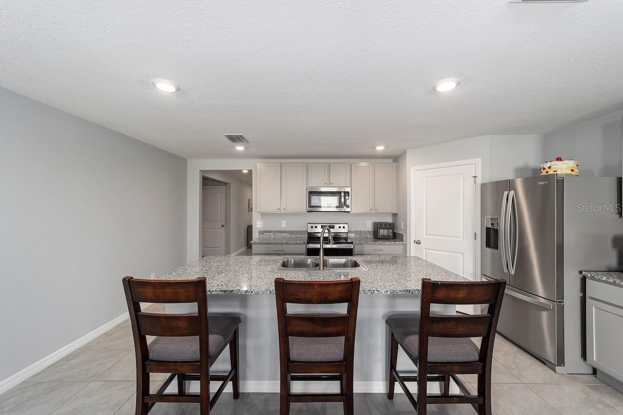 Image 17 of 53 For 684 65th Terrace