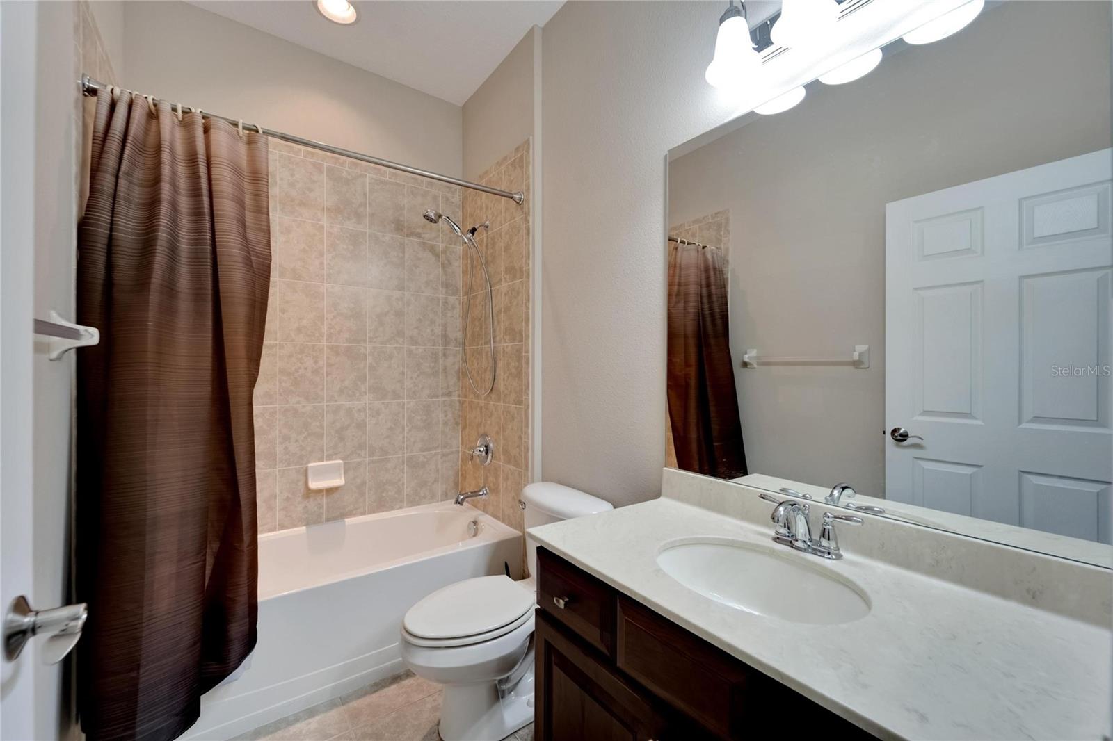 Listing photo id 28 for 11702 Gilmerton Drive