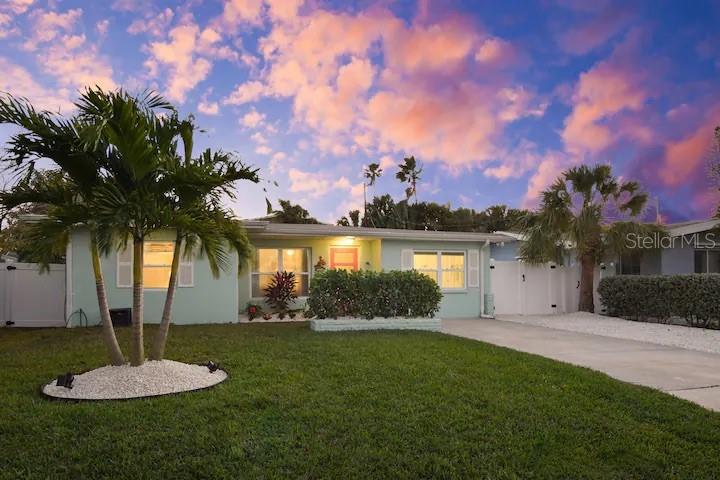 Details for 15812 3rd Street E, REDINGTON BEACH, FL 33708