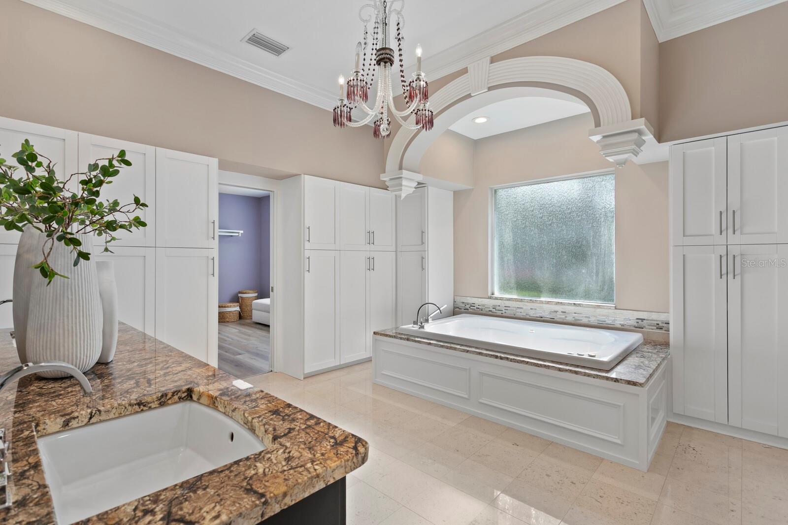 Listing photo id 35 for 45 Adalia Avenue