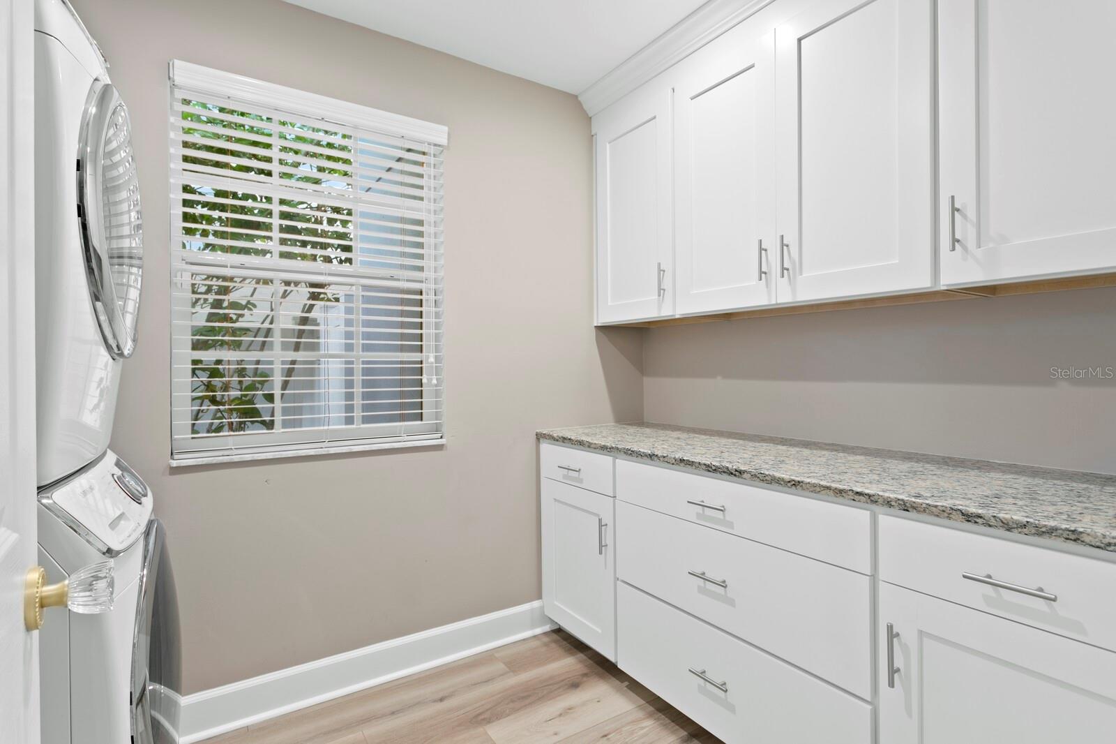Listing photo id 40 for 45 Adalia Avenue