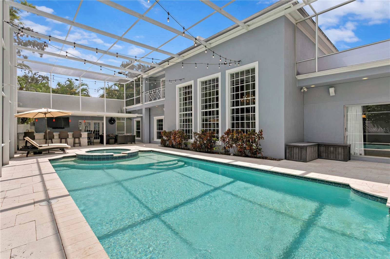 Listing photo id 46 for 45 Adalia Avenue