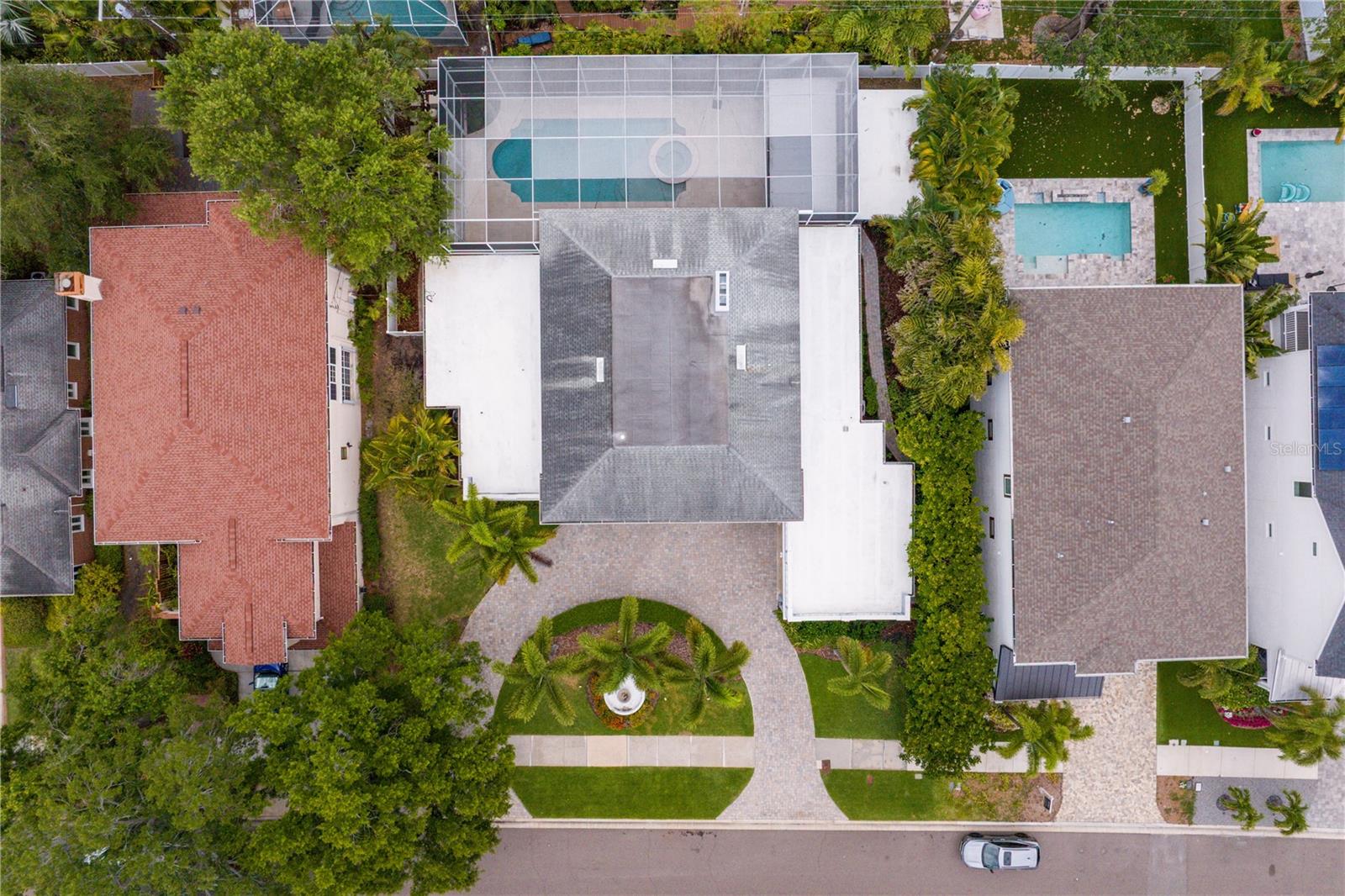 Listing photo id 57 for 45 Adalia Avenue