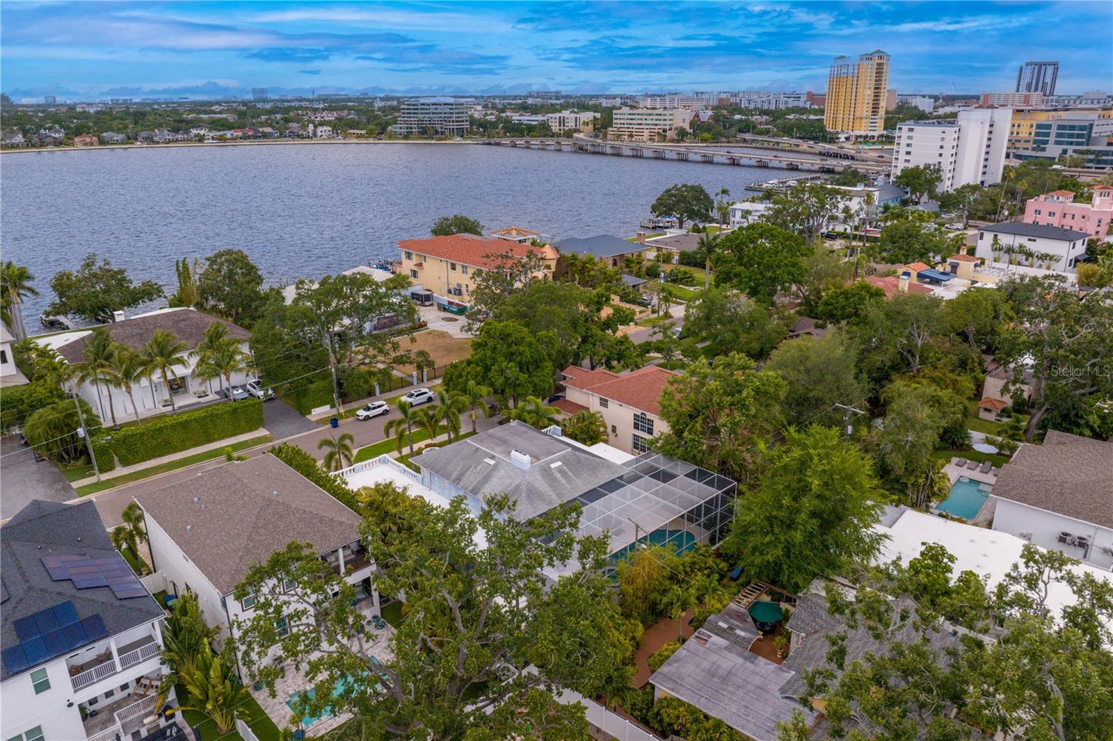 Listing photo id 61 for 45 Adalia Avenue