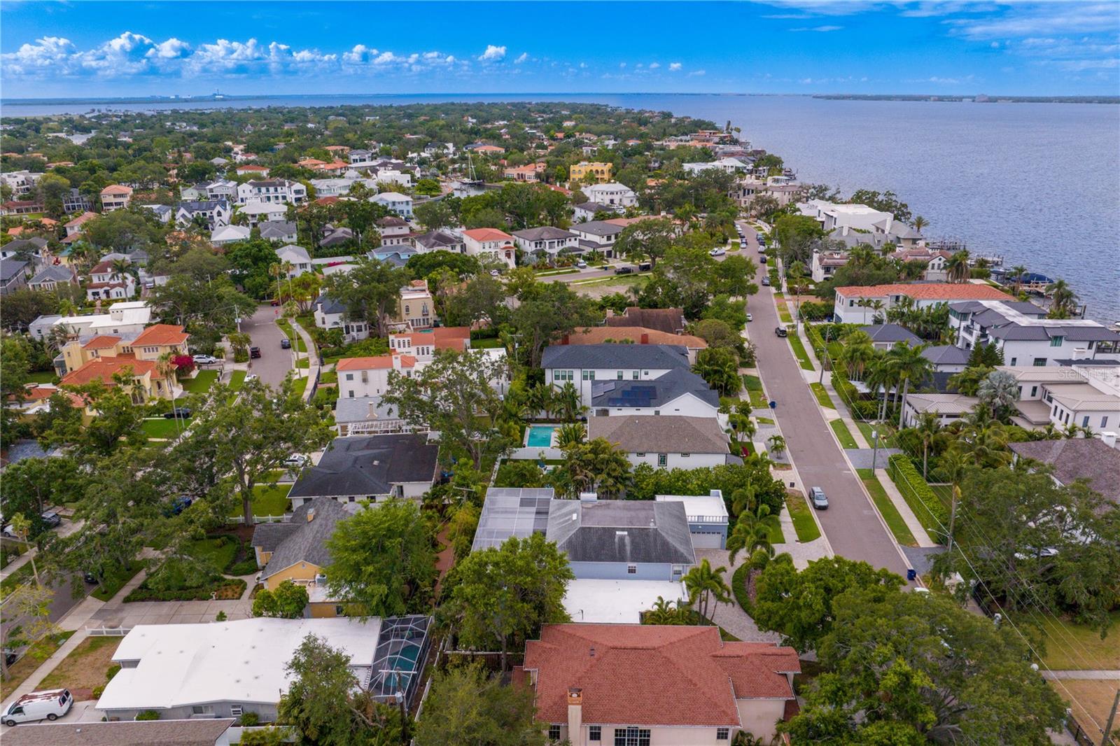 Listing photo id 64 for 45 Adalia Avenue