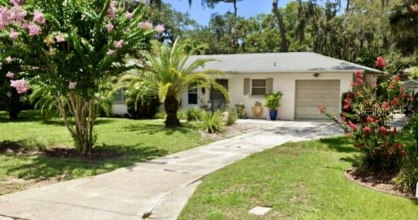 Listing Details for 2050 Nigels Drive, DUNEDIN, FL 34698