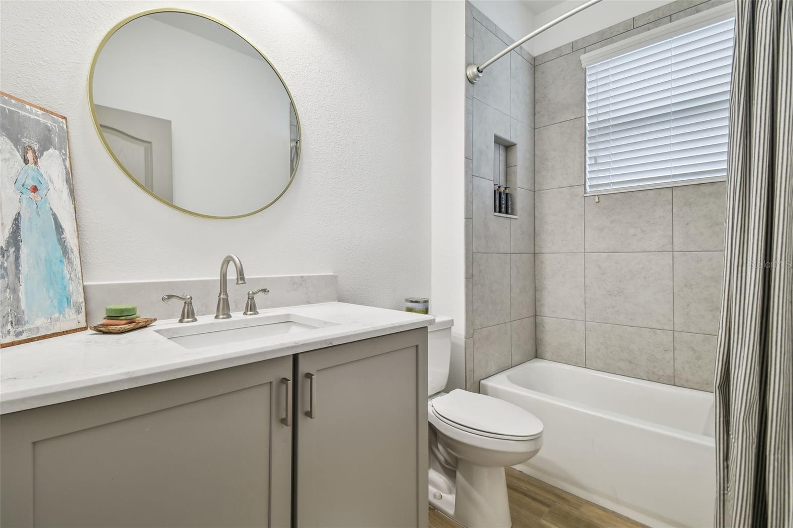 Image 43 of 51 For 281 Villa Corte Drive