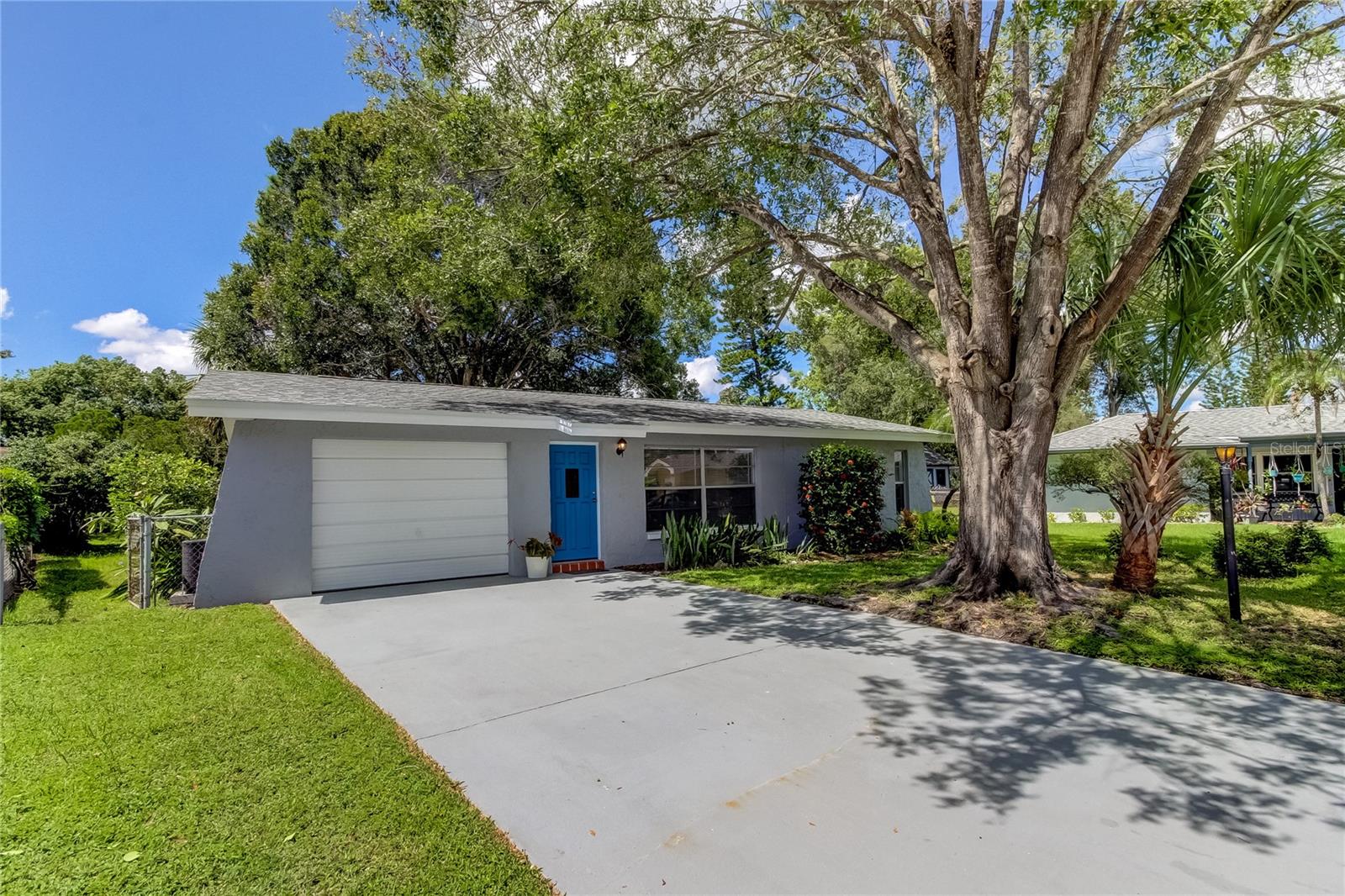 Details for 602 Lemonwood Drive, OLDSMAR, FL 34677