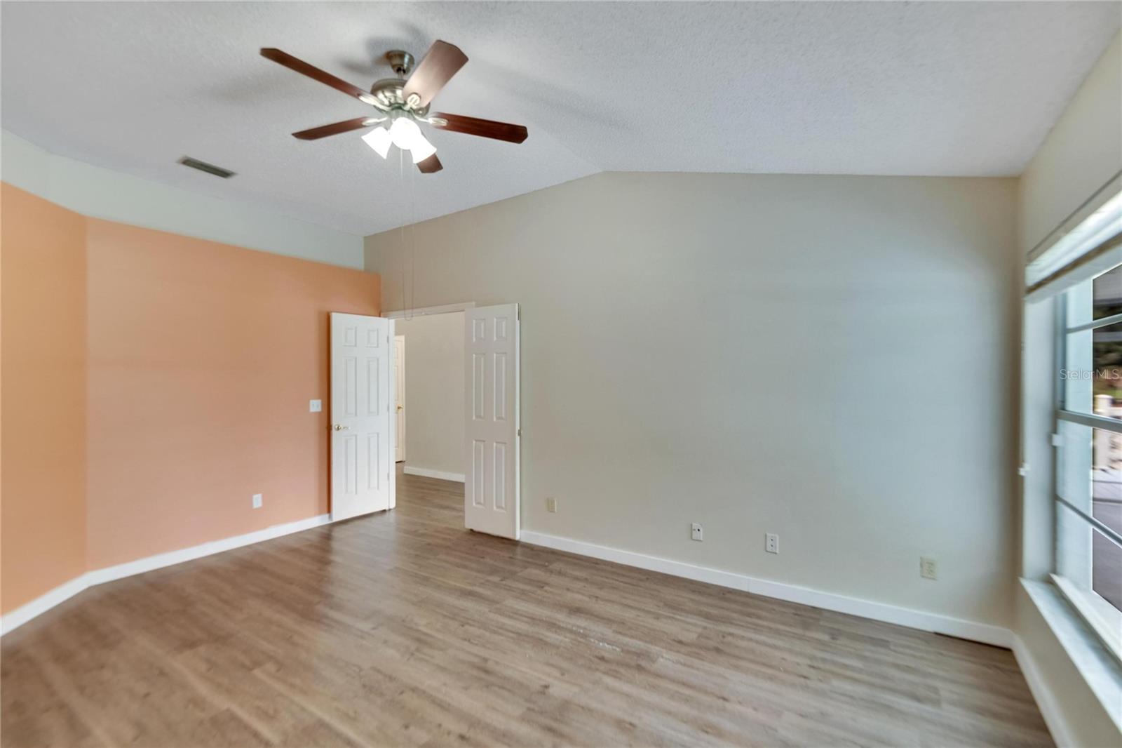 Listing photo id 25 for 10937 Carnelian Lane