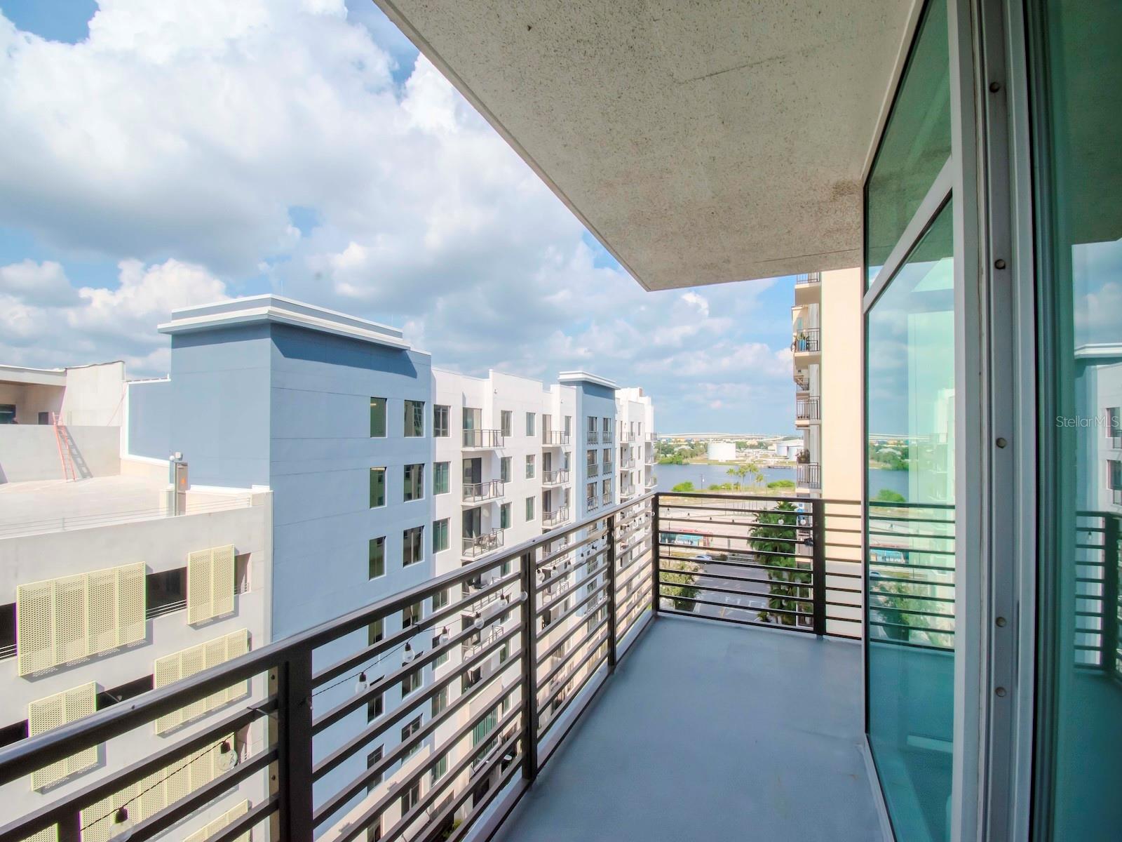 Listing photo id 22 for 1208 Kennedy Boulevard 715