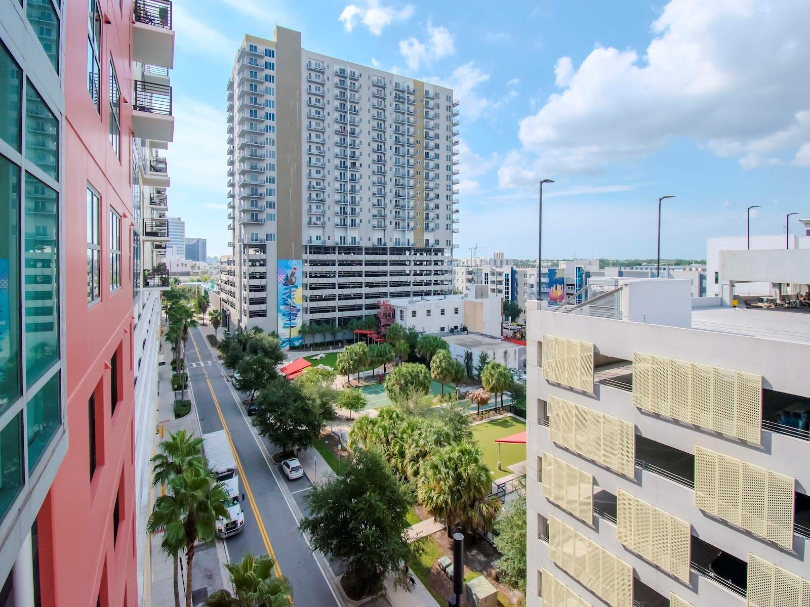 Listing photo id 26 for 1208 Kennedy Boulevard 715