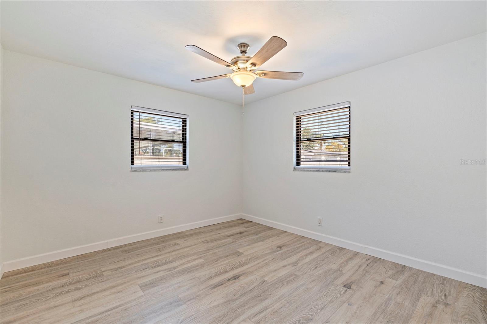 Image 13 of 33 For 231 93rd Avenue N