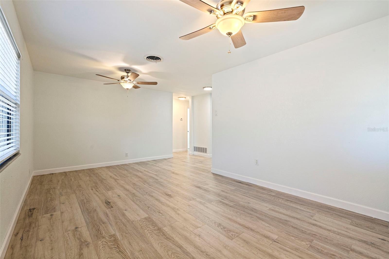 Image 3 of 33 For 231 93rd Avenue N