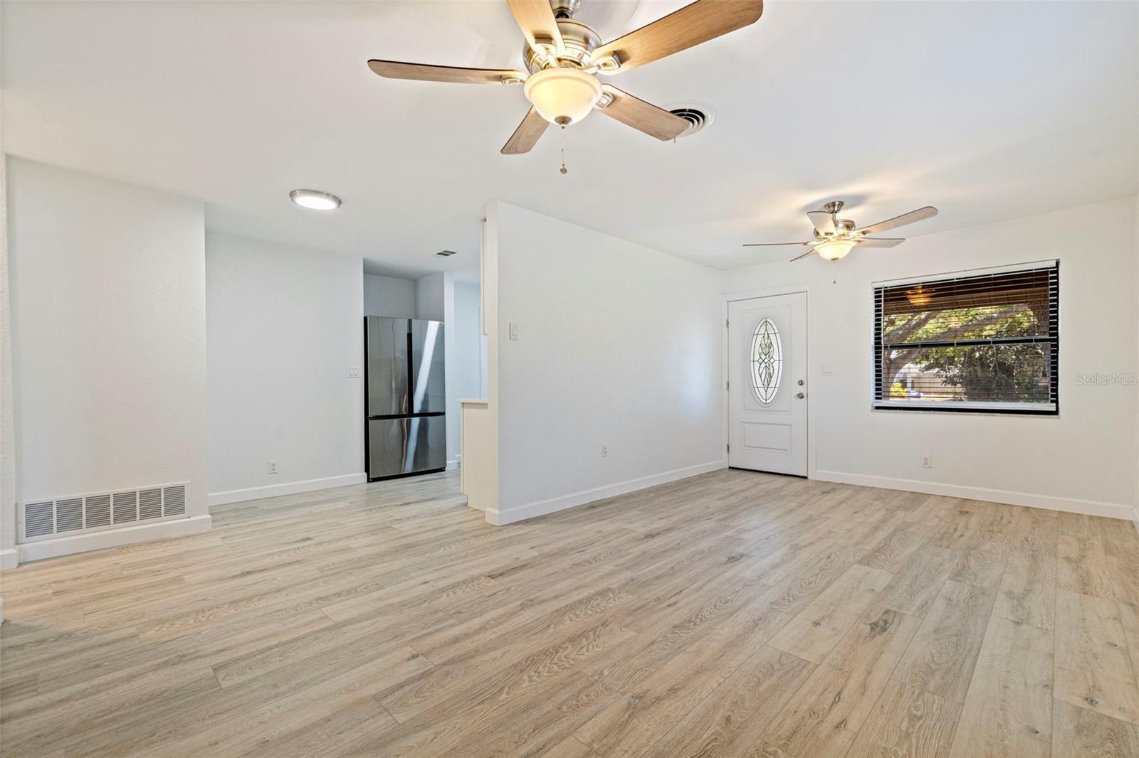 Image 5 of 33 For 231 93rd Avenue N