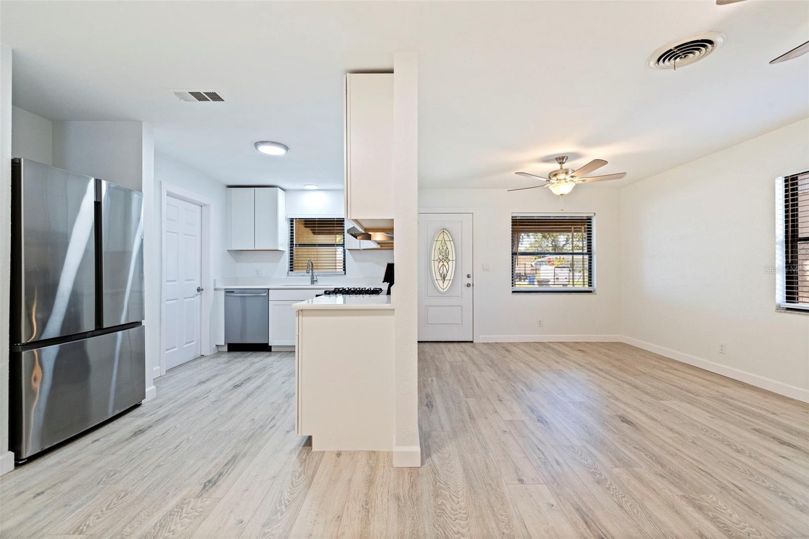 Image 7 of 33 For 231 93rd Avenue N