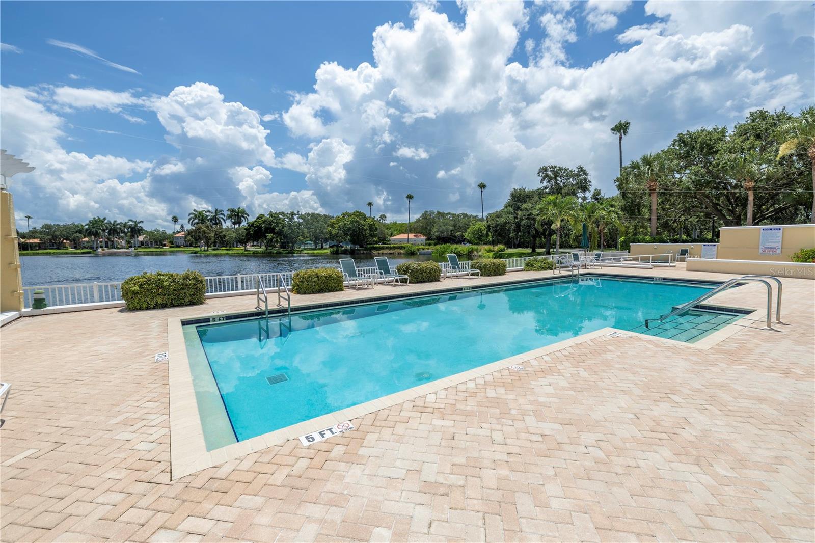 Image 58 of 81 For 4780 Dolphin Cay Lane S 501